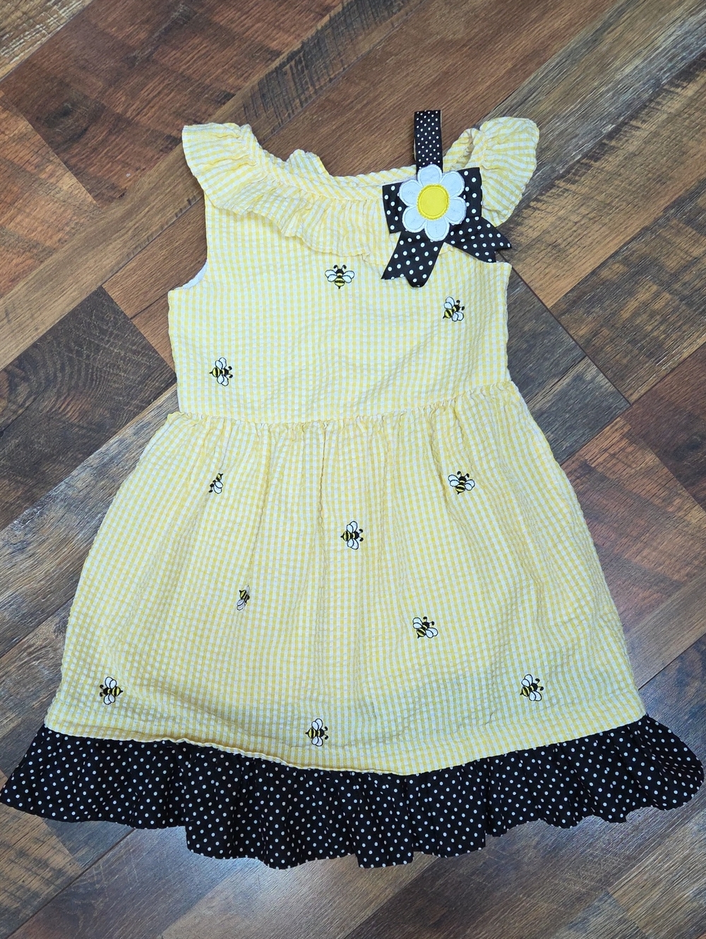 Counting Daisies Yellow & Black Gingham Bee Embroidered Sleeveless Dress, Size 6